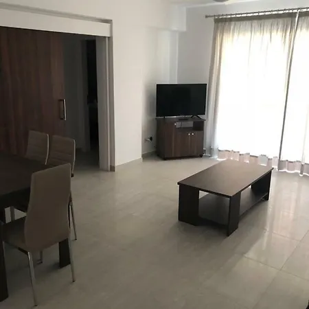 Apartment Brand New Lux Mackenzie Larnaca